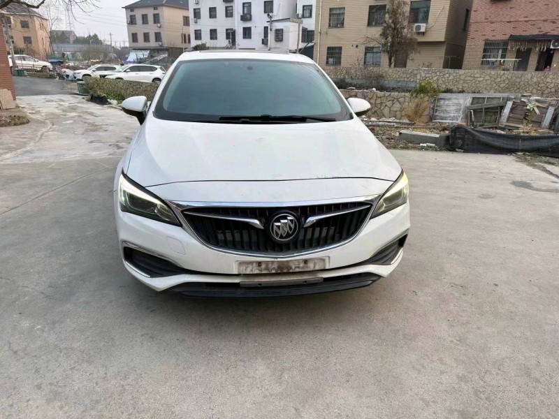 嘉兴17年别克威朗1