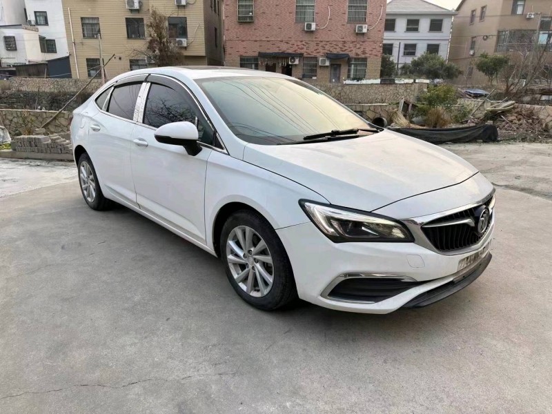 嘉兴17年别克威朗2