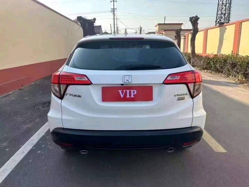 枣庄22年本田缤智2