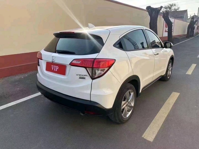 枣庄22年本田缤智5