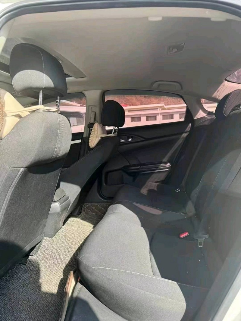 重庆18年本田思域4