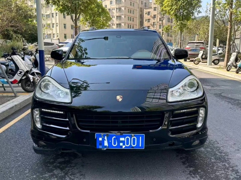深圳09年保时捷卡宴1