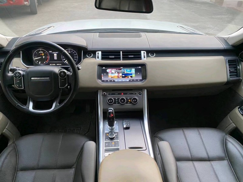 深圳14年路虎揽胜运动9