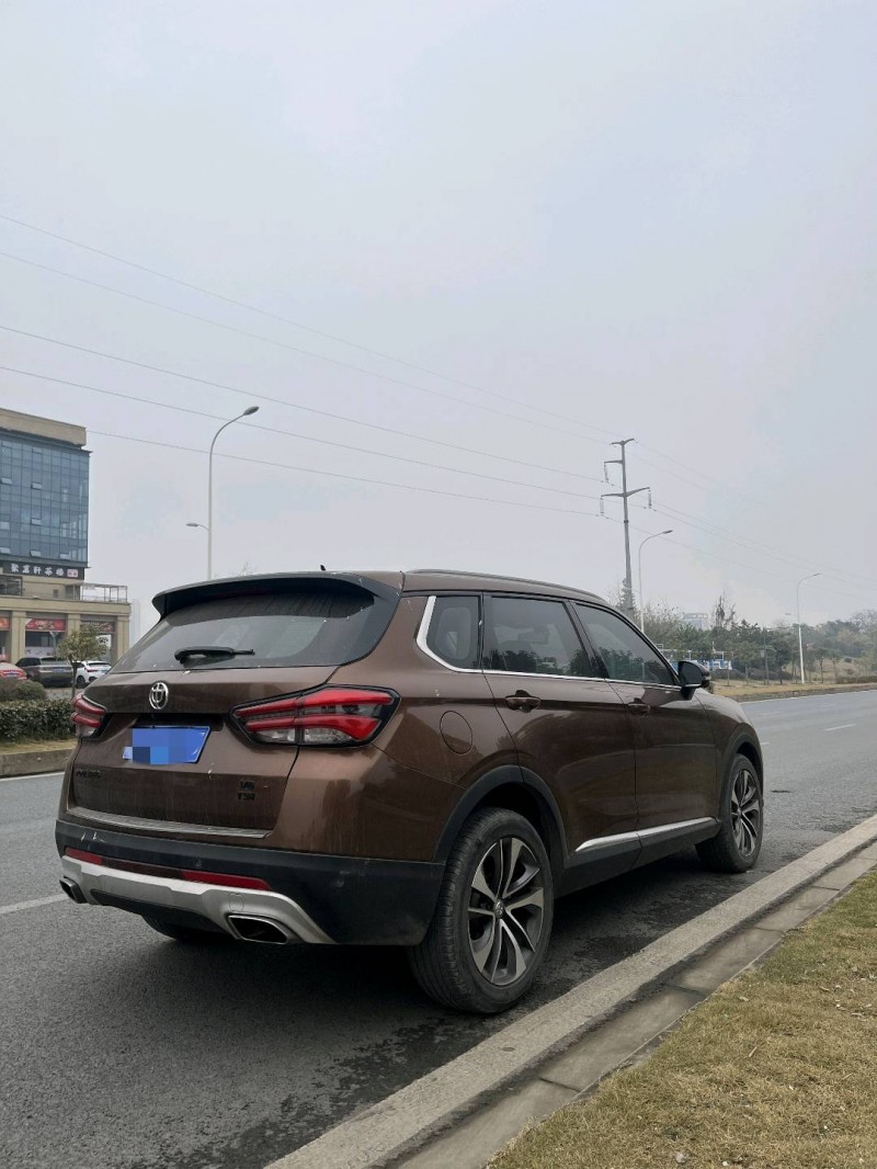 成都18年中华V75