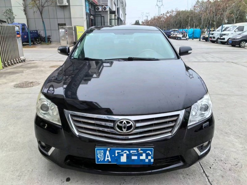 武汉10年丰田凯美瑞1