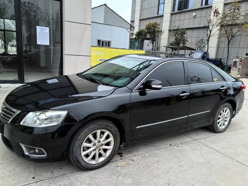 武汉10年丰田凯美瑞2