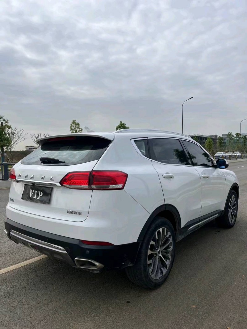 成都17年哈弗H67