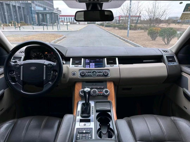 盐城12年路虎揽胜运动5