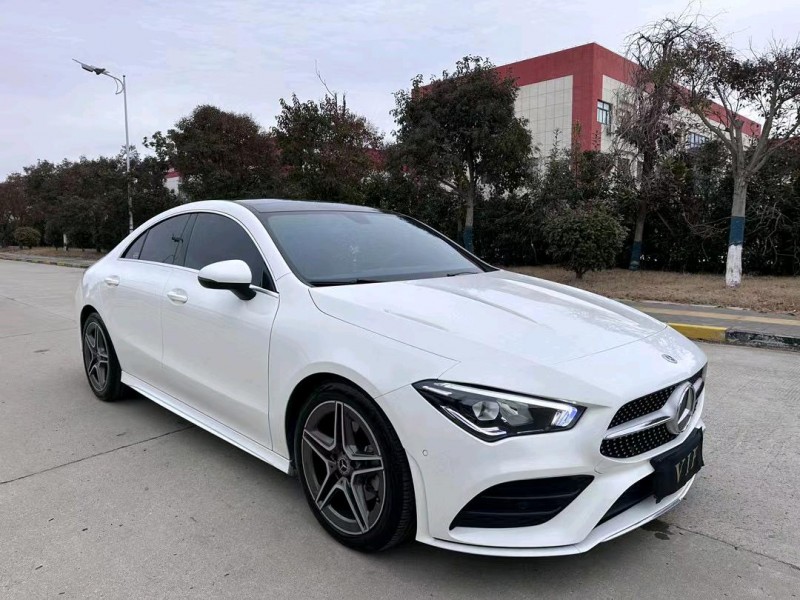 盐城22年奔驰CLA3