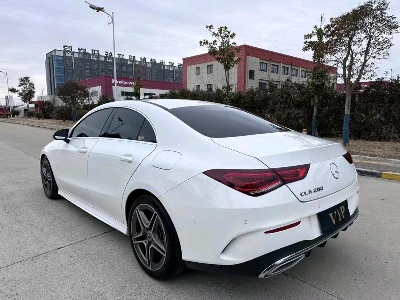 盐城22年奔驰CLA8