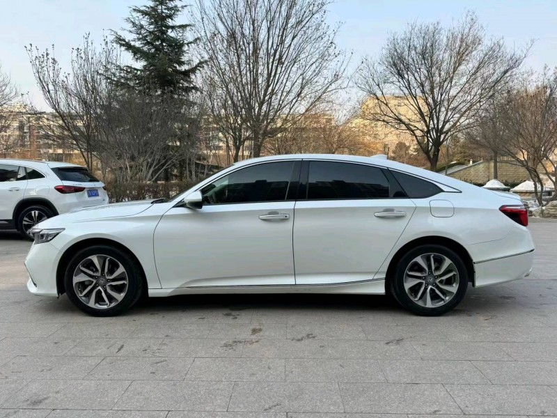 邢台19年本田英诗派8