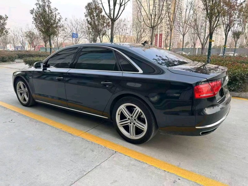枣庄12年奥迪A8L3
