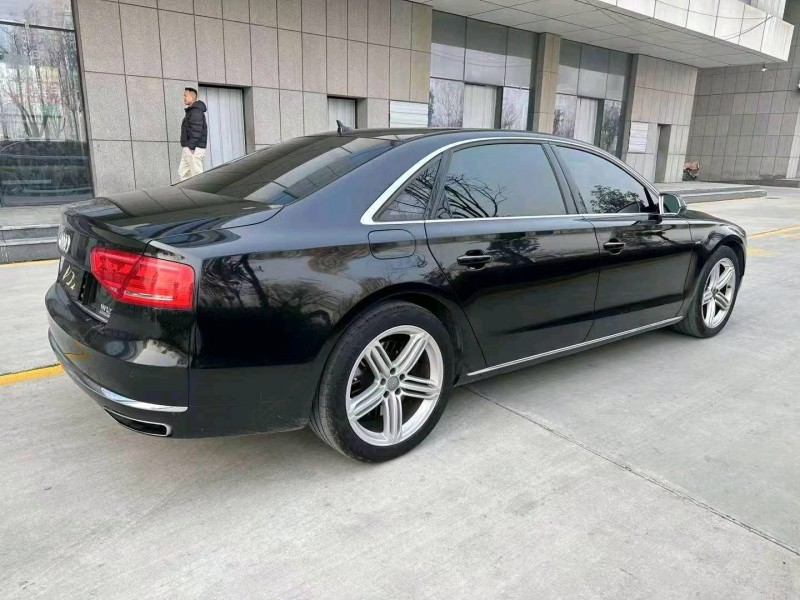 枣庄12年奥迪A8L8