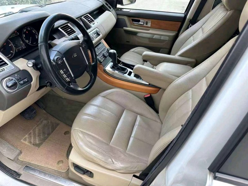 淄博13年路虎揽胜运动8