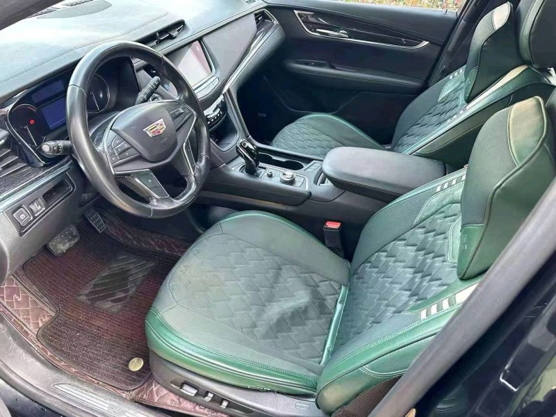 枣庄20年凯迪拉克XT57