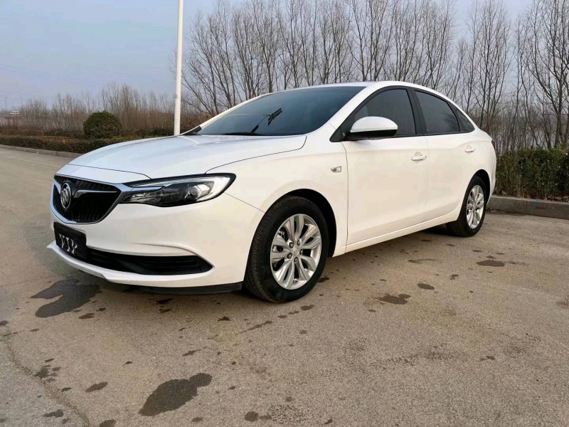 青岛22年别克英朗2