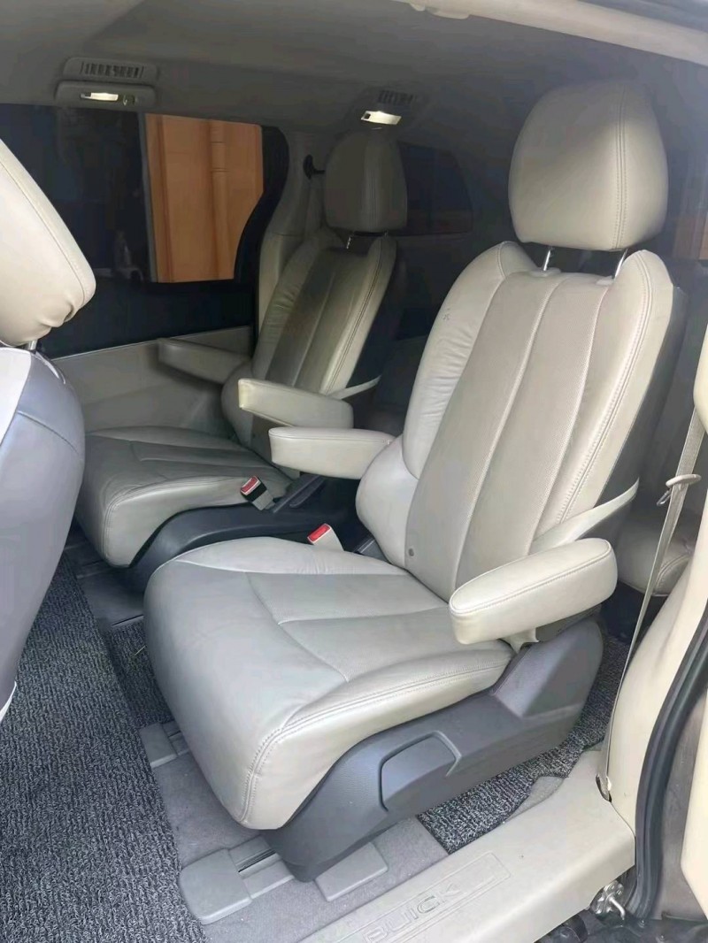 青岛15年别克GL84