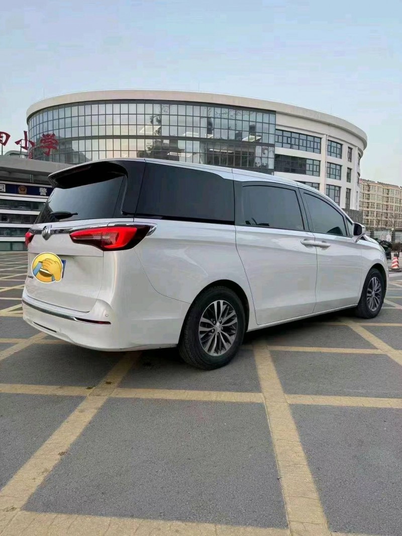 邢台21年别克GL85