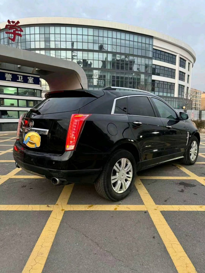 邯郸11年凯迪拉克SRX5