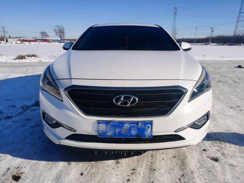 保定16年现代索纳塔九1