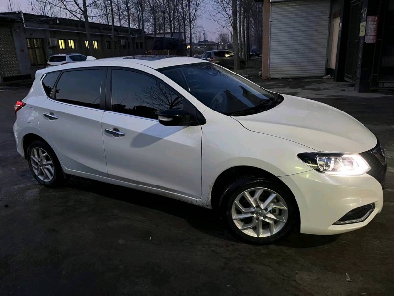 保定21年日产骐达3