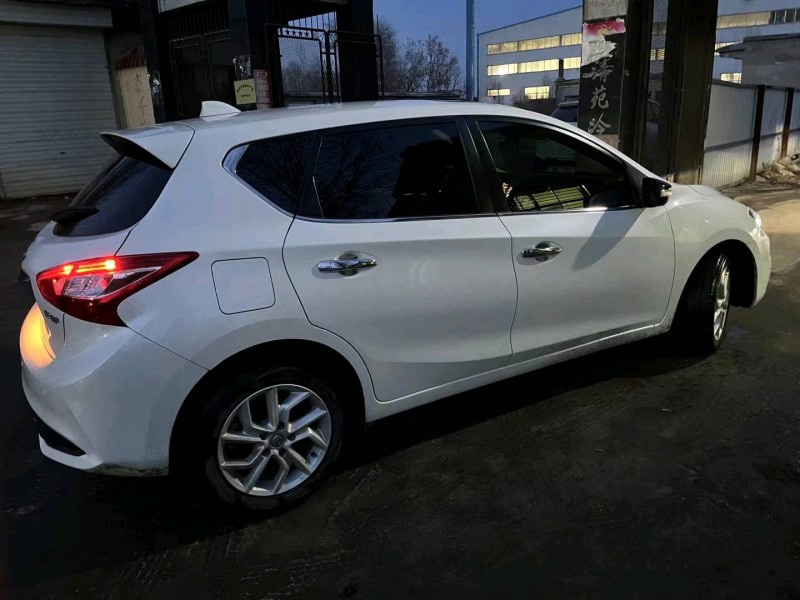 保定21年日产骐达4