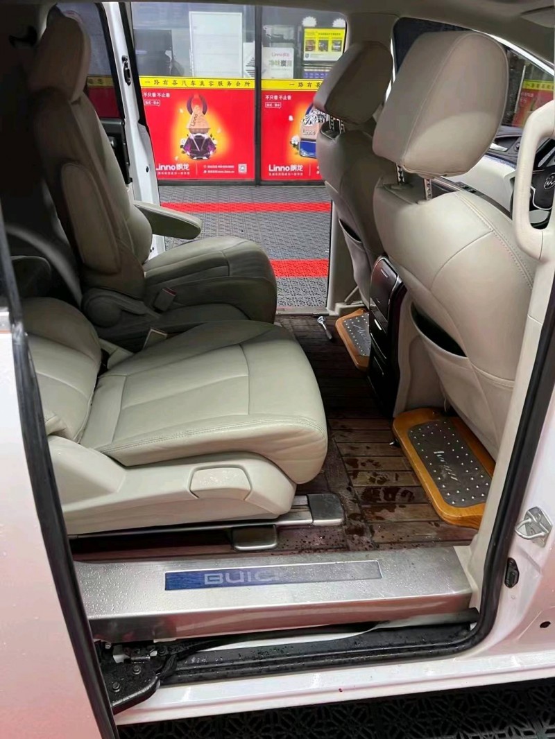 青岛21年别克GL85