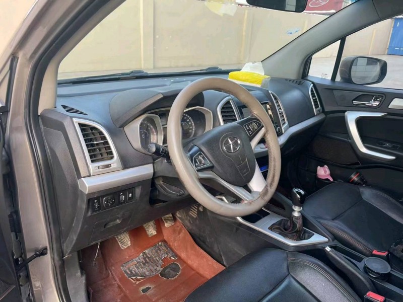 保定16年江淮瑞风S38