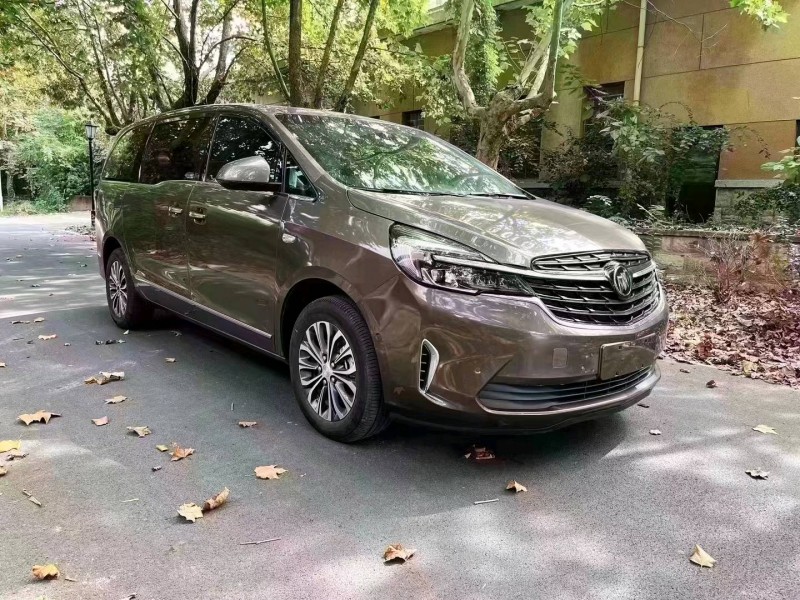 济南22年别克GL82