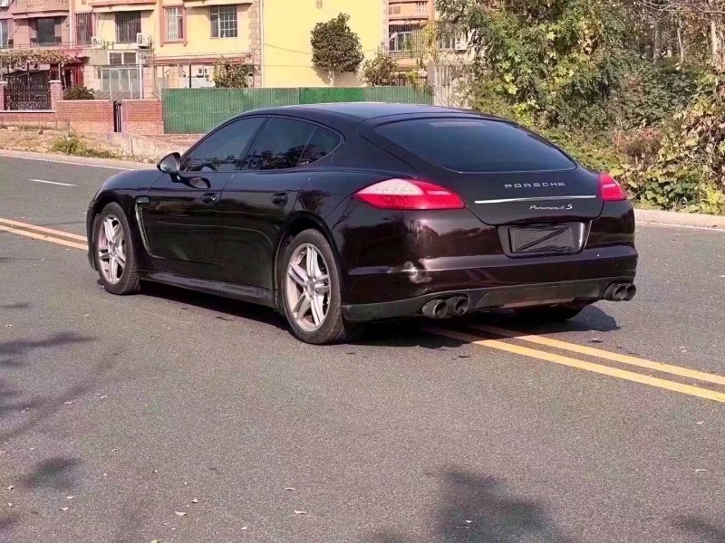 济南11年保时捷帕拉梅拉7