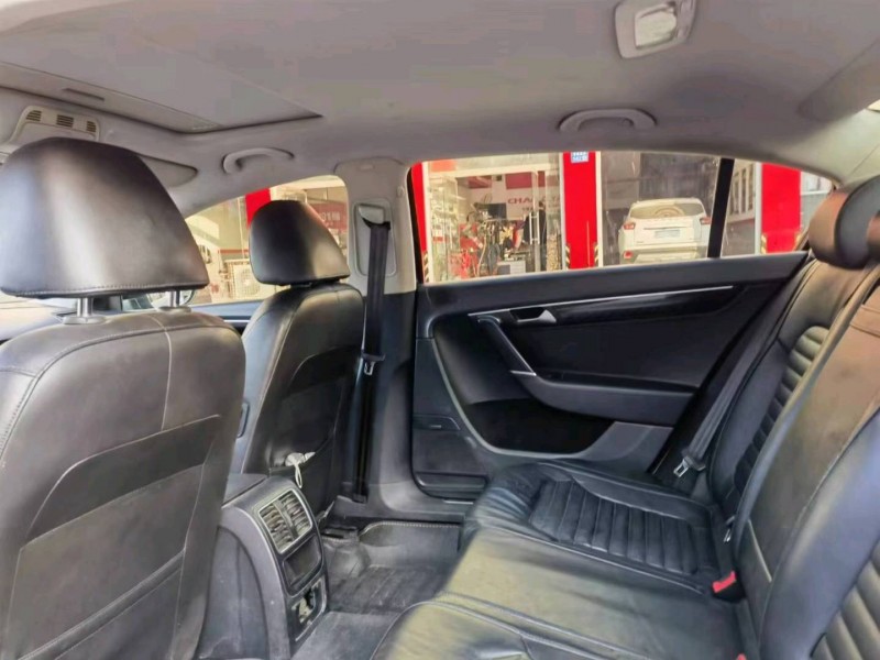 保定14年大众迈腾8