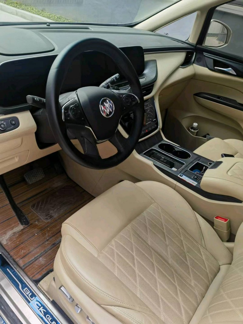 徐州22年别克GL84