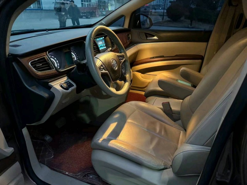 徐州20年别克GL86