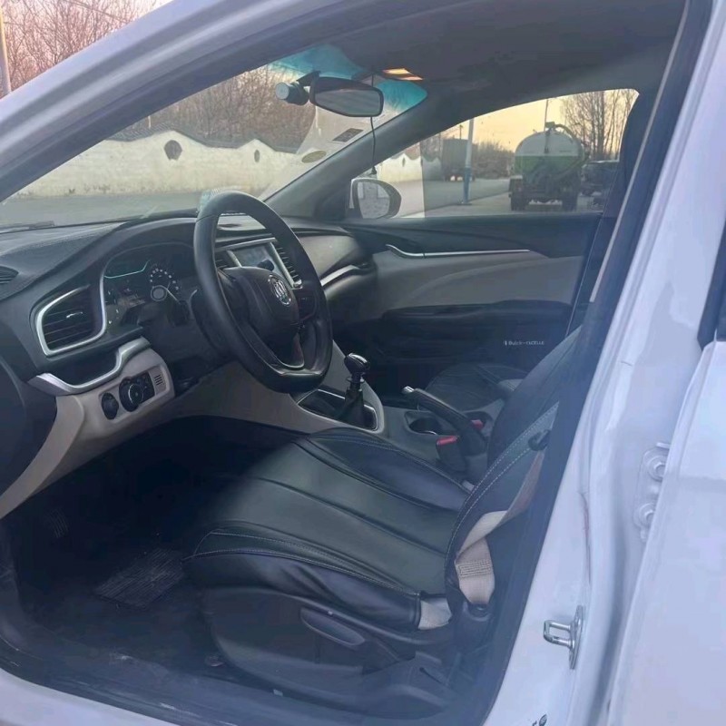 淄博18年别克英朗8