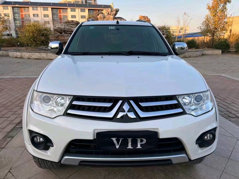 廊坊17年三菱帕杰罗·劲畅1