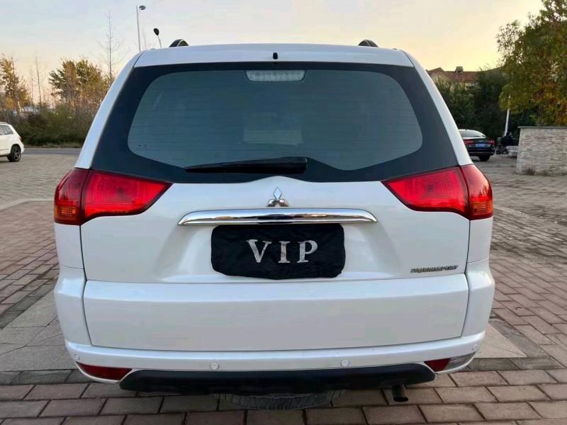 廊坊17年三菱帕杰罗·劲畅9