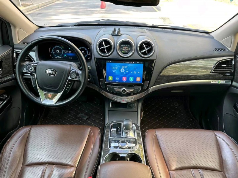 广州16年比亚迪唐4