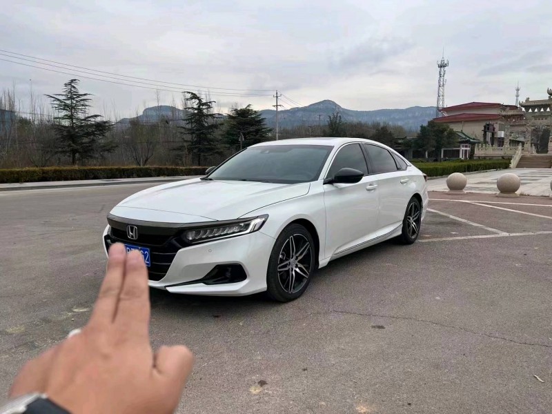 枣庄22年本田雅阁2