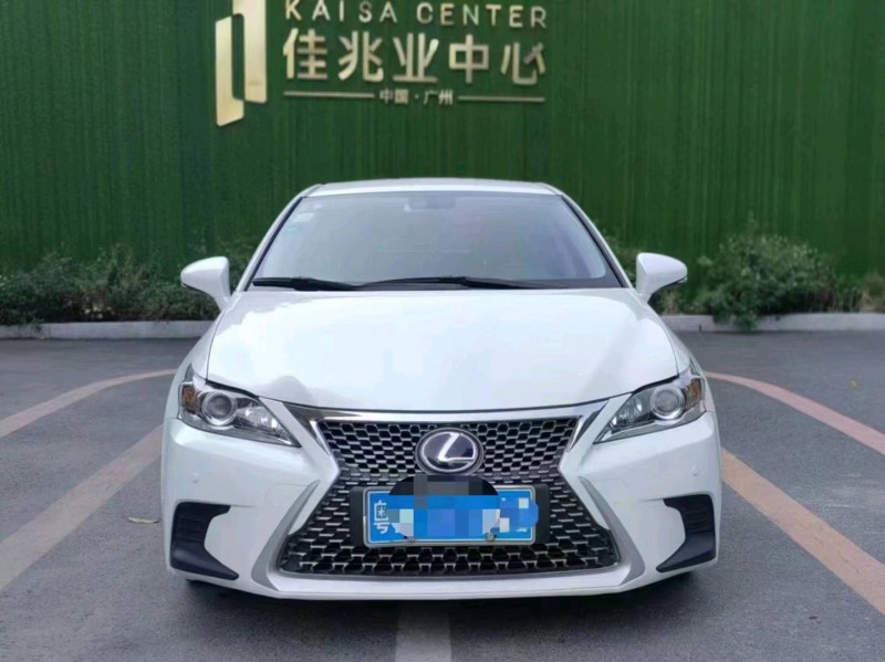 广州18年雷克萨斯CT1