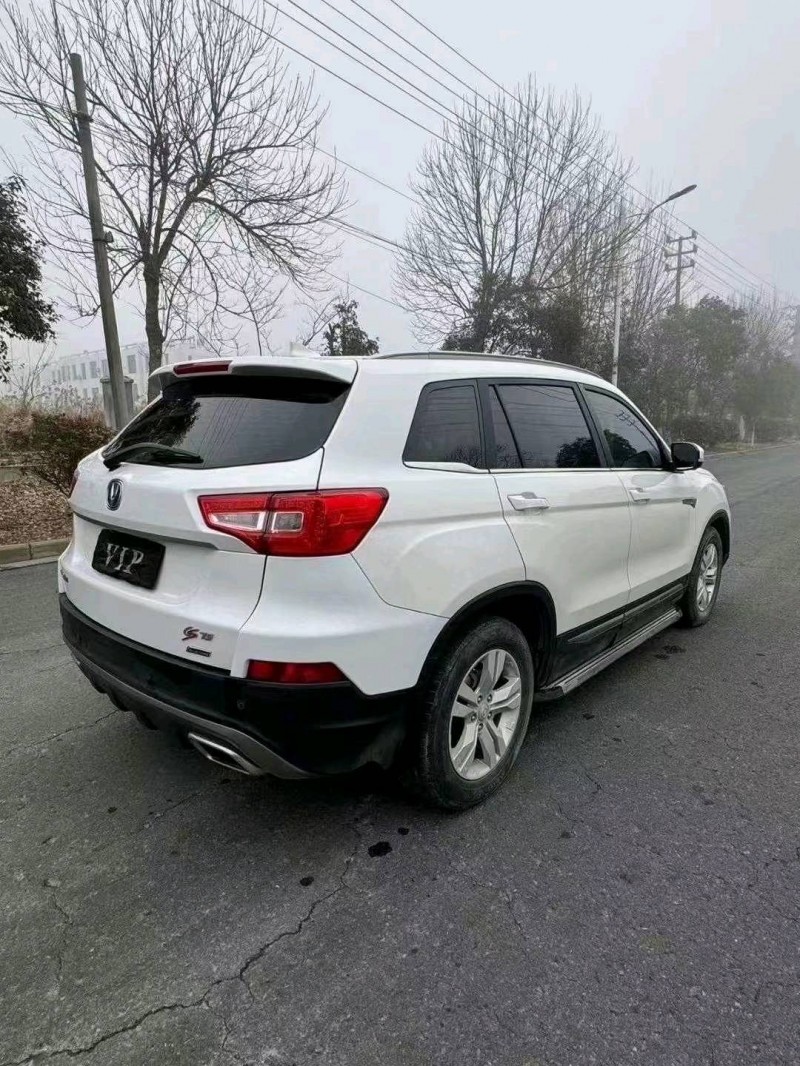 常州16年长安汽车CS754