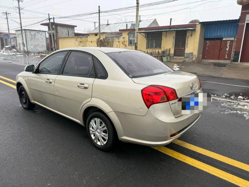 潍坊16年别克凯越4