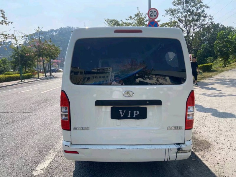 广州21年金龙凯锐5