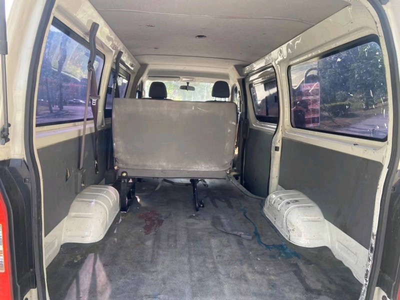 广州21年金龙凯锐7