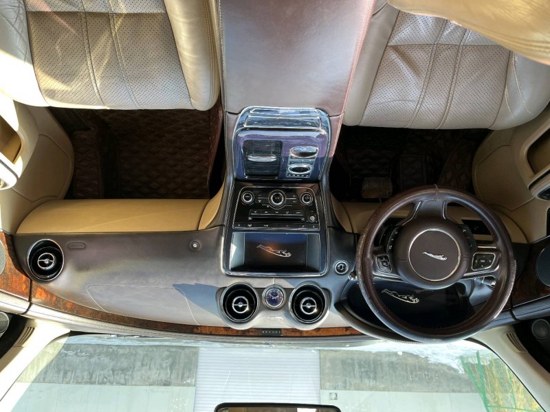 廊坊12年捷豹XJL8