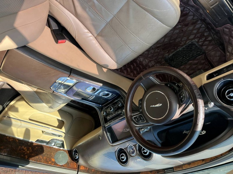 廊坊12年捷豹XJL9