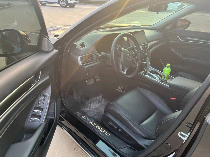 徐州22年本田雅阁4