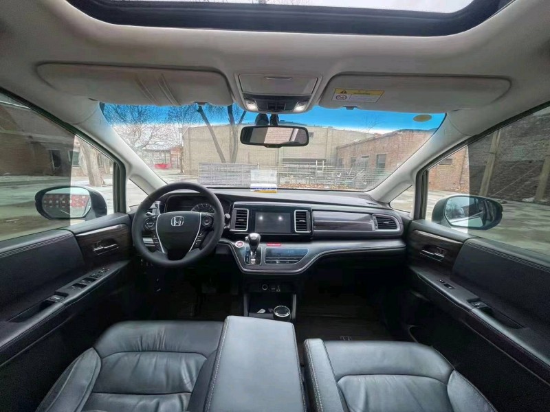 邢台18年本田艾力绅7