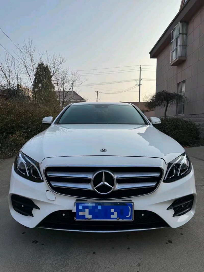 东营17年奔驰E1