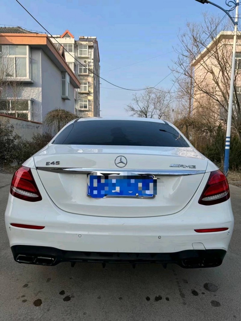 东营17年奔驰E8