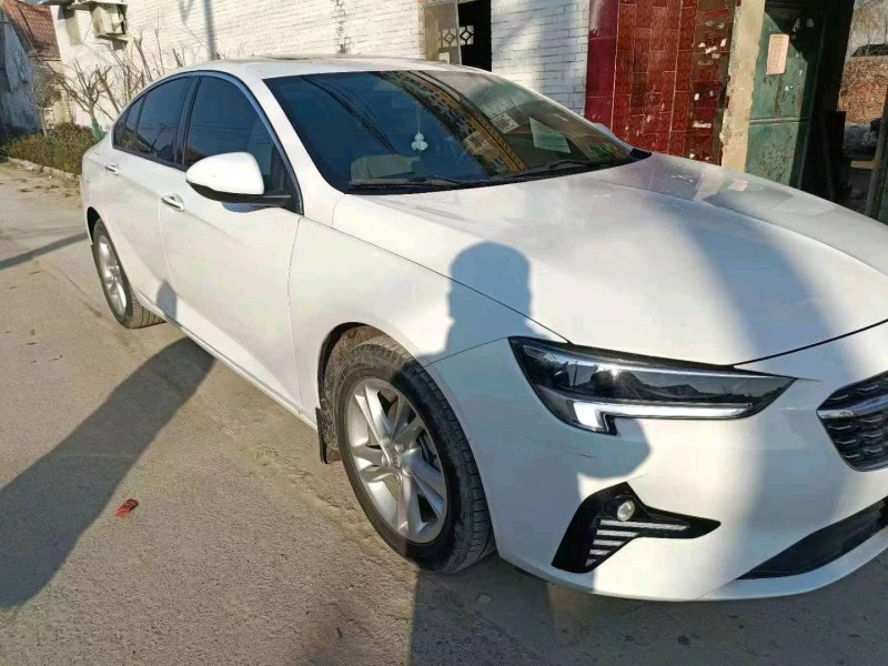 枣庄21年别克君威3